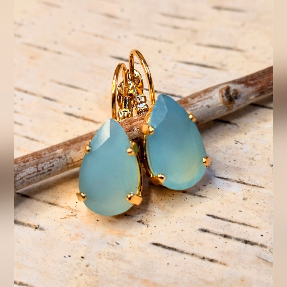 Natural Aqua Chalcedony 7 Total Carats In Gold Plated Drop Earrings